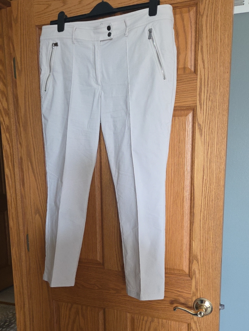 Anatomie Stone Color "Peggy" Pant with Zipper Pockets